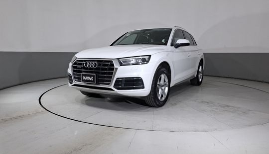 Audi • Q5