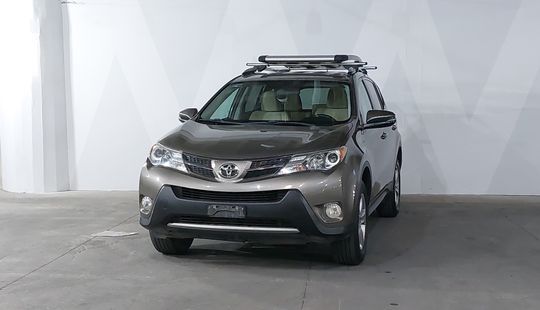 Toyota • RAV4