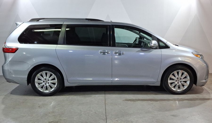 Toyota Sienna 3.5 LIMITED AT Minivan 2016