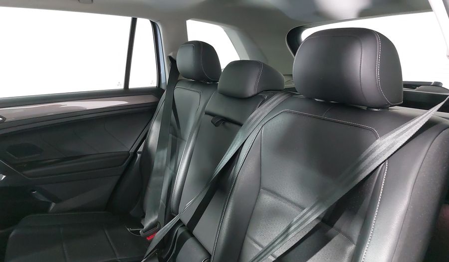Volkswagen Tiguan 1.4 COMFORTLINE DCT Suv 2022