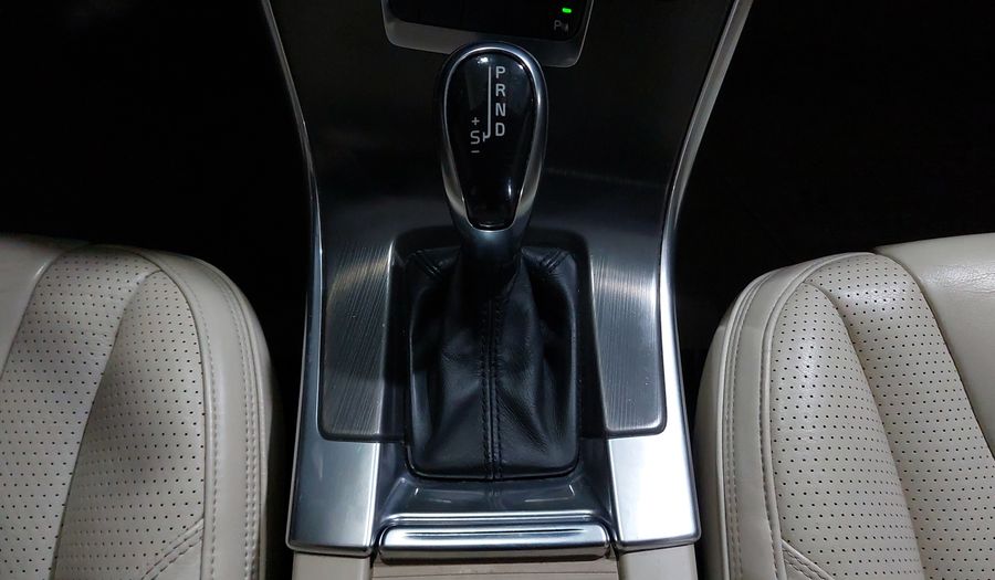 Volvo Xc60 2.0 KINETIC AT Suv 2014