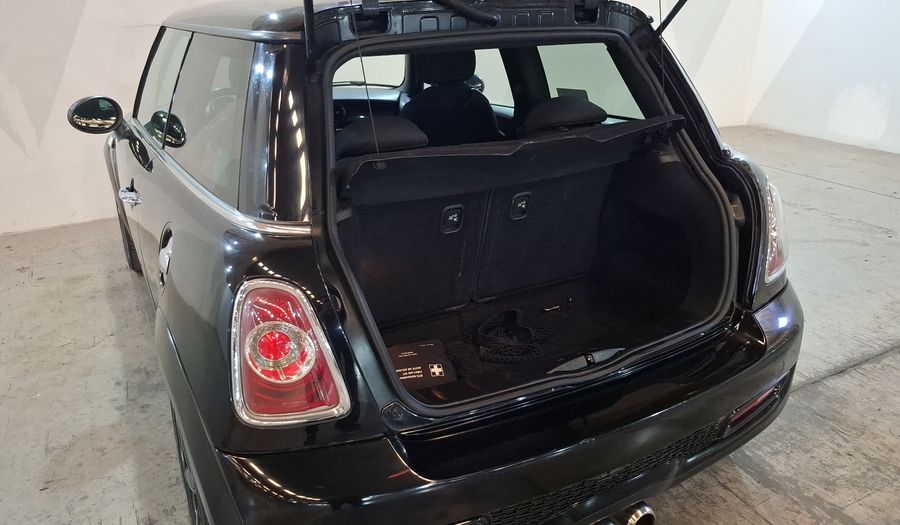 Mini Cooper S 1.6 COOPER ALL BLACK AT Hatchback 2013