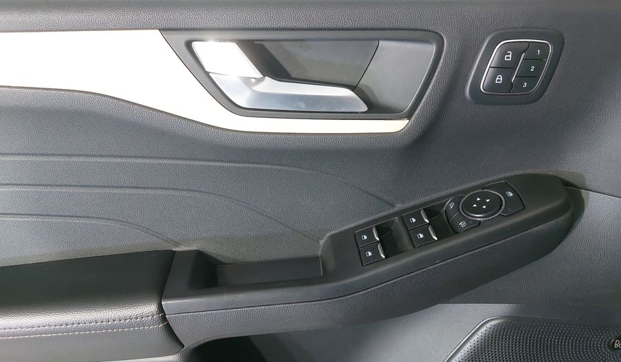 Ford Escape 2.5 HEV TITANIUM CVT Suv 2022