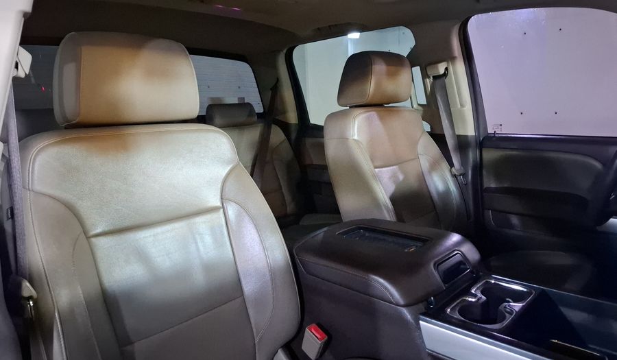 Chevrolet Cheyenne 6.2 2500 CHEYENNE CREW CAB N AT 4WD Pickup 2017