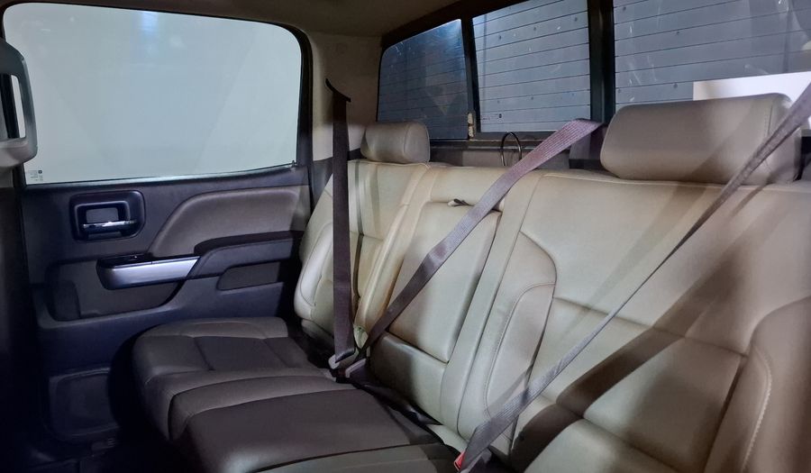 Chevrolet Cheyenne 6.2 2500 CHEYENNE CREW CAB N AT 4WD Pickup 2017
