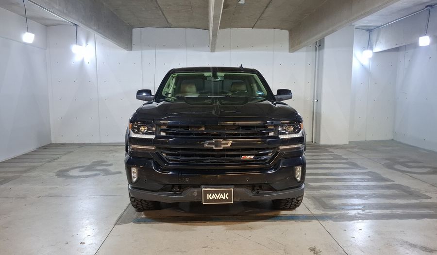Chevrolet Cheyenne 6.2 2500 CHEYENNE CREW CAB N AT 4WD Pickup 2017
