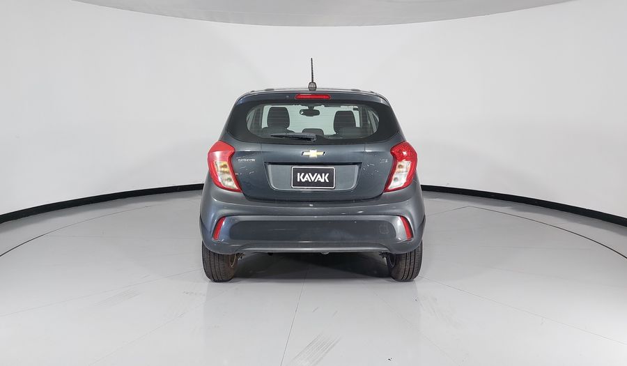 Chevrolet Spark 1.4 LTZ C MT Hatchback 2017
