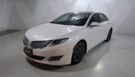 Lincoln • MKZ
