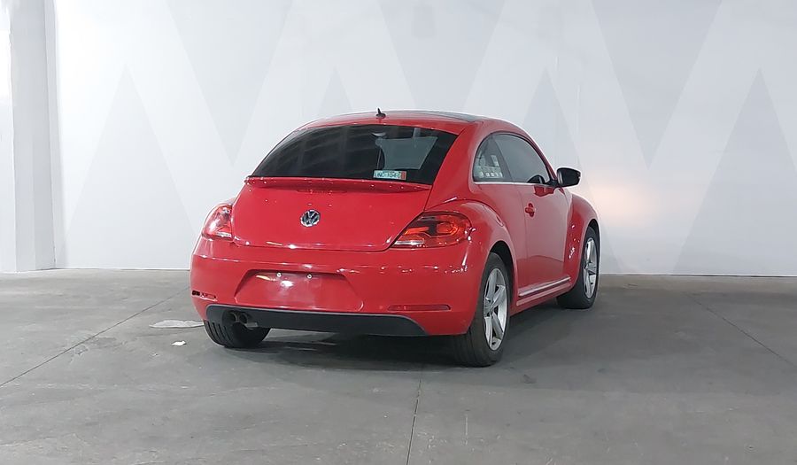 Volkswagen Beetle 2.5 SPORTLINE MT Hatchback 2016