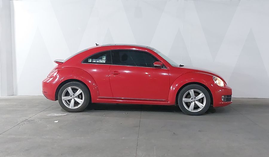 Volkswagen Beetle 2.5 SPORTLINE MT Hatchback 2016