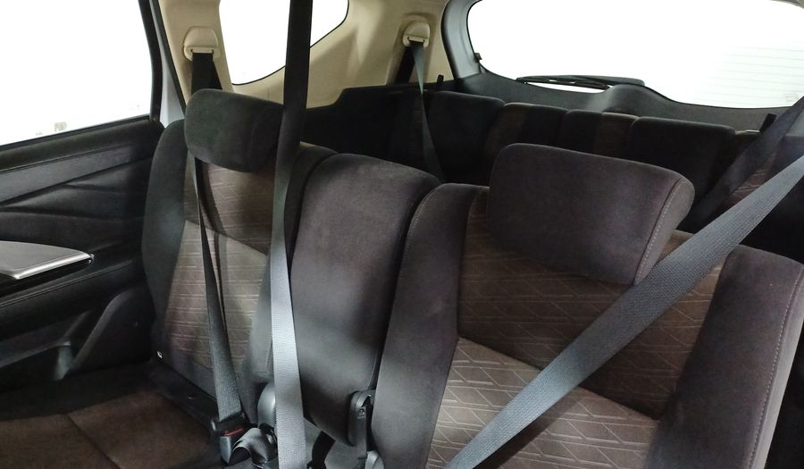 Mitsubishi Xpander 1.5 CROSS AUTO Minivan 2022