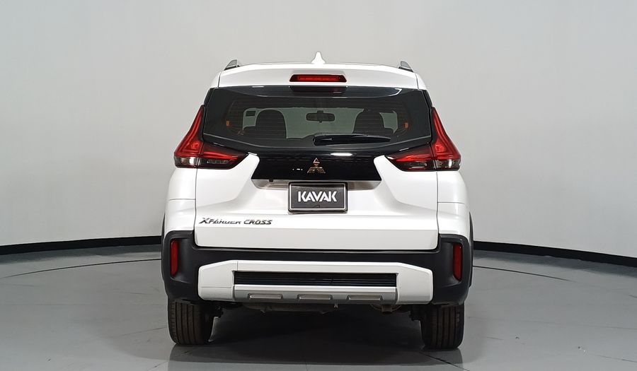 Mitsubishi Xpander 1.5 CROSS AUTO Minivan 2022