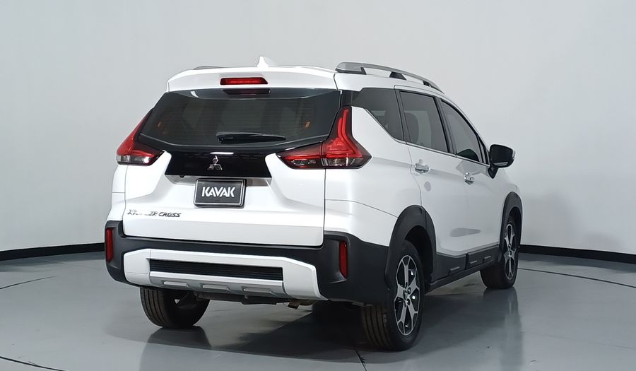 Mitsubishi Xpander 1.5 CROSS AUTO Minivan 2022