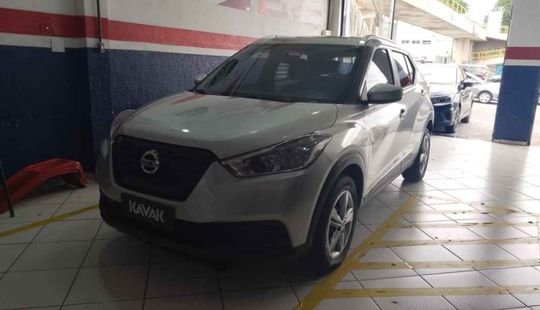 Nissan • Kicks