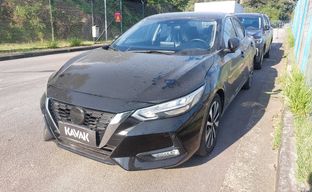 Nissan • Sentra