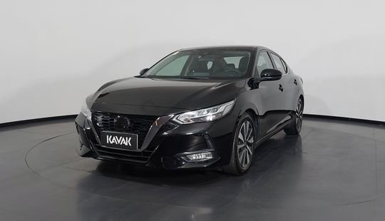 Nissan • Sentra