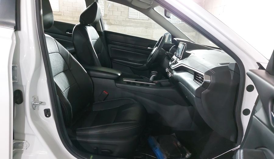 Nissan Altima 2.5 SENSE CVT Sedan 2021