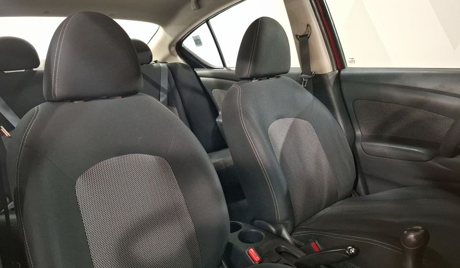 Nissan Versa 1.6 ADVANCE TM AC Sedan 2014