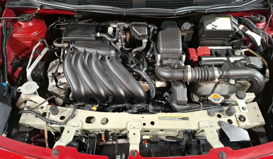 Nissan Versa 1.6 ADVANCE TM AC Sedan 2014