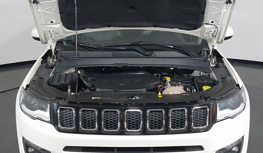 Jeep Compass LONGITUDE Suv 2017