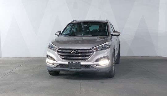 Hyundai • Tucson