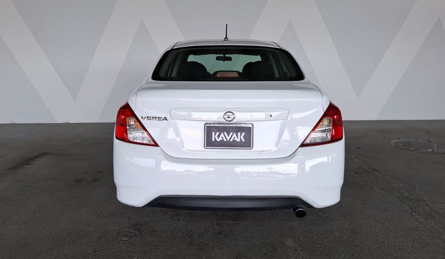 Nissan Versa 1.6 SENSE Sedan 2018