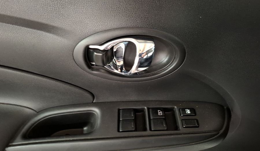 Nissan Versa 1.6 SENSE Sedan 2018