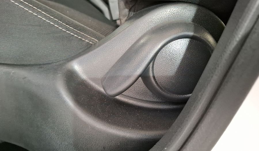 Nissan Versa 1.6 SENSE Sedan 2018