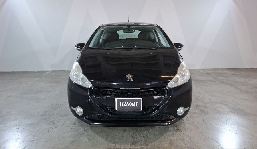 Peugeot 208 1.6 ALLURE MT Hatchback 2015