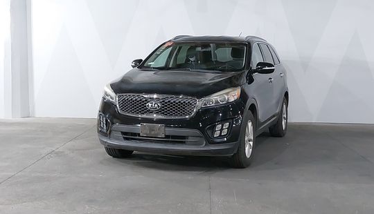 Kia • Sorento