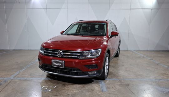 Volkswagen • Tiguan