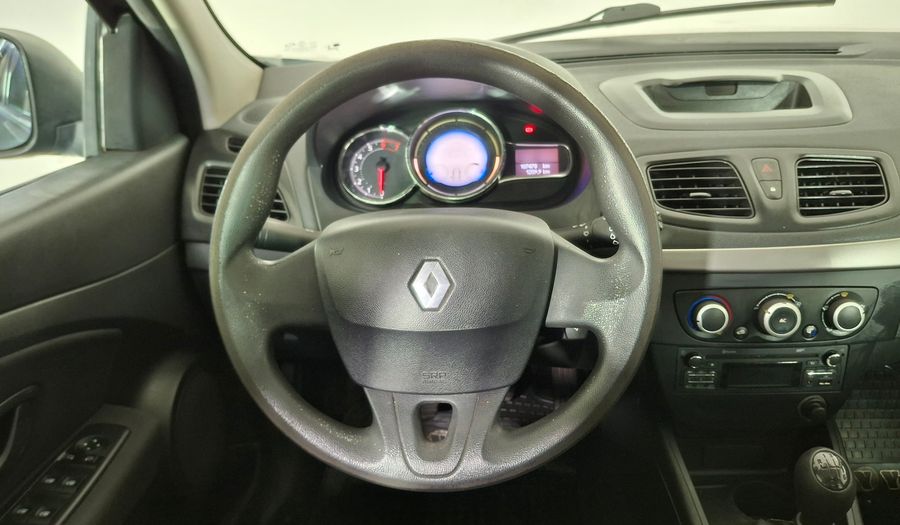 Renault Fluence 2.0 AUTHENTIQUE Sedan 2014