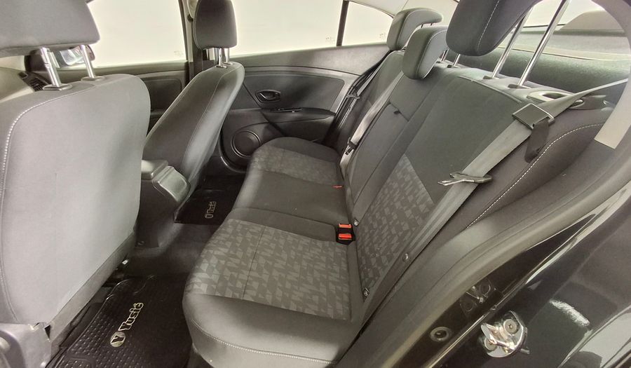 Renault Fluence 2.0 AUTHENTIQUE Sedan 2014