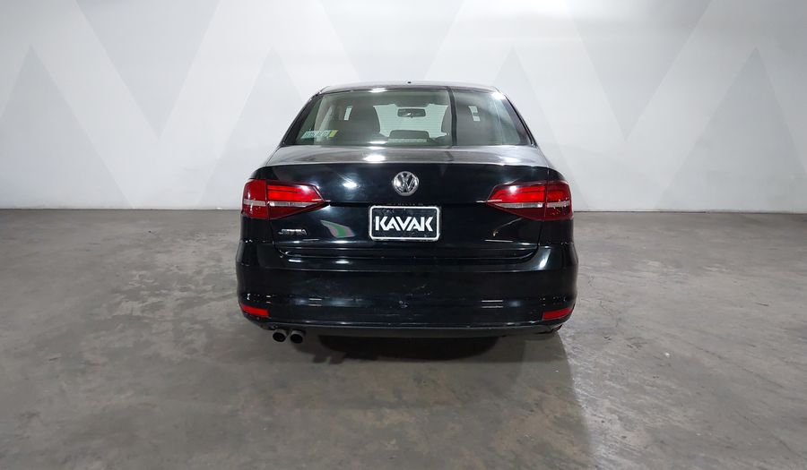 Volkswagen Jetta 2.0 MT Sedan 2016