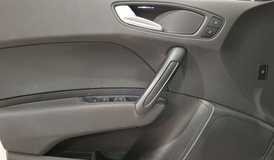 Audi A1 1.4 TFSI COOL MT Hatchback 2016