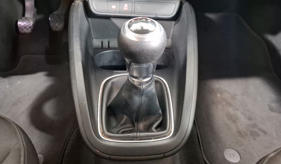 Audi A1 1.4 TFSI COOL MT Hatchback 2016