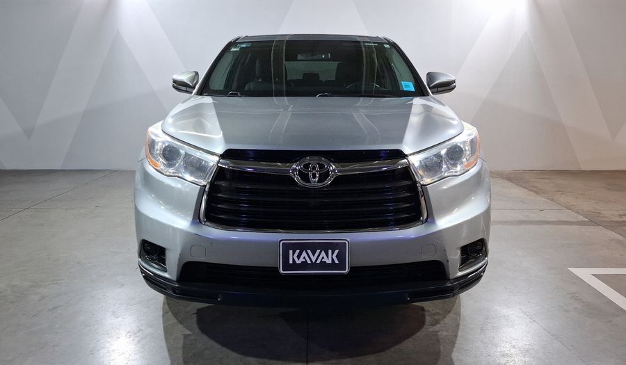 Toyota Highlander 3.5 LE AT Suv 2016