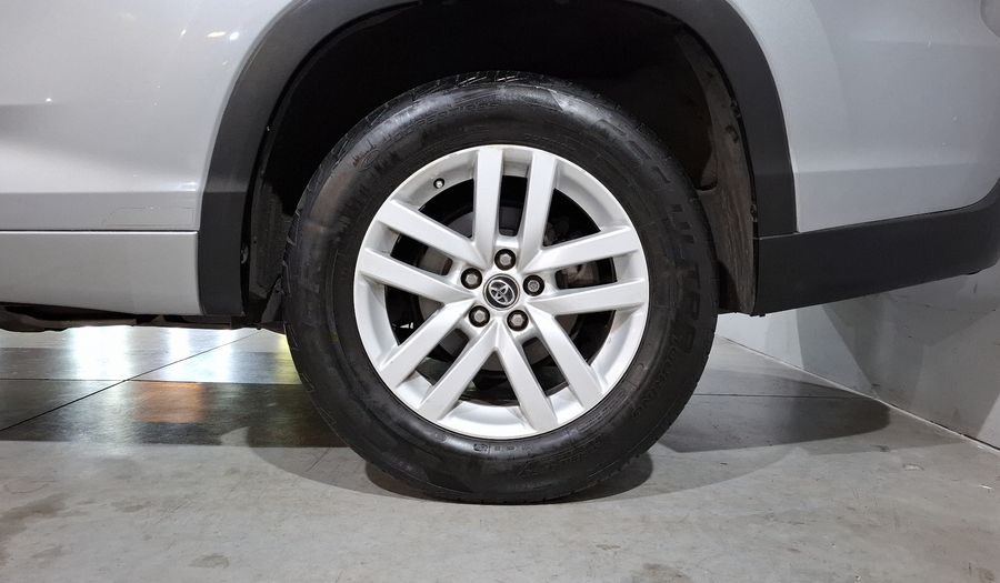 Toyota Highlander 3.5 LE AT Suv 2016