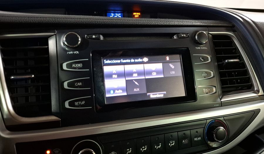 Toyota Highlander 3.5 LE AT Suv 2016