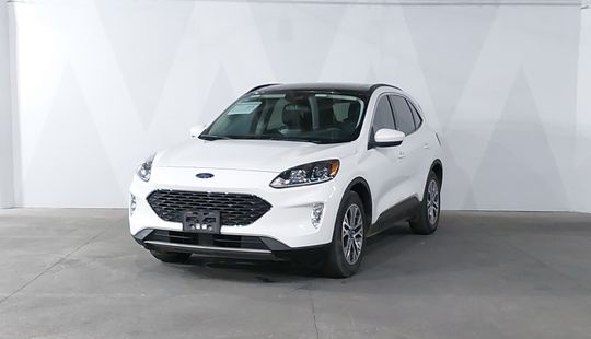 Ford • Escape