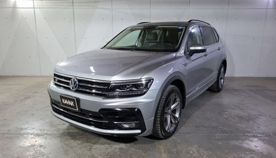 Volkswagen • Tiguan