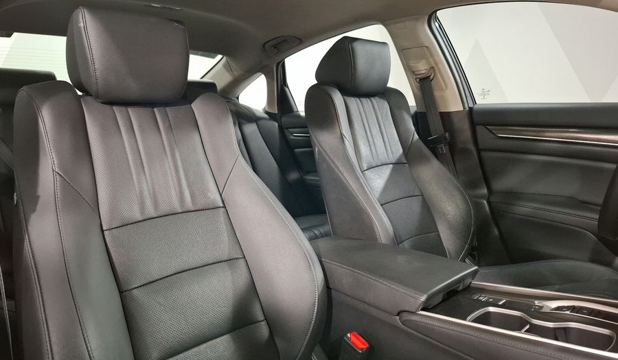 Honda Accord 2.0 TOURING AUTO Sedan 2020