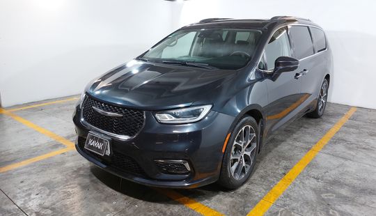 Chrysler • Pacifica