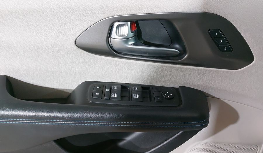Chrysler Pacifica 3.6 LIMITED PLATINUM AUTO Minivan 2021