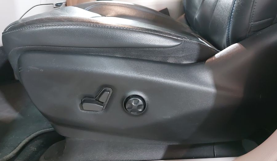 Chrysler Pacifica 3.6 LIMITED PLATINUM AUTO Minivan 2021