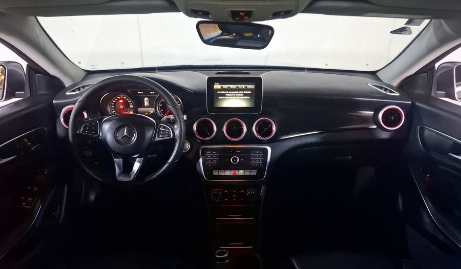 Mercedes Benz Clase Cla 1.6 CLA 200 SPORT DCT Coupe 2018