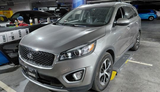Kia • Sorento
