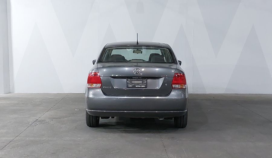 Volkswagen Vento 1.6 ACTIVE TIPTRONIC Sedan 2014
