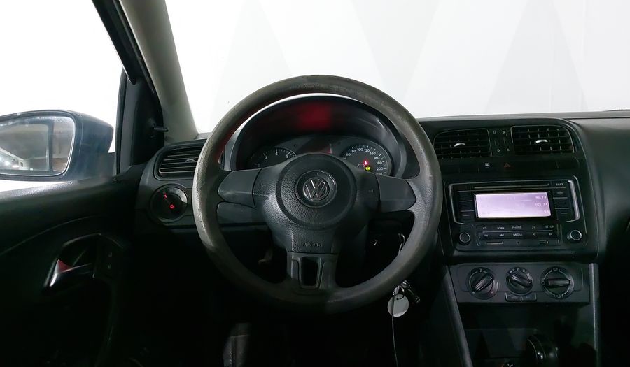 Volkswagen Vento 1.6 ACTIVE TIPTRONIC Sedan 2014