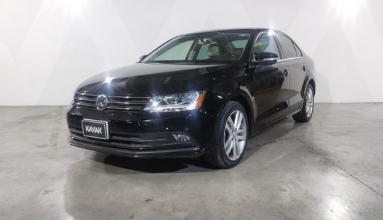 Volkswagen • Jetta